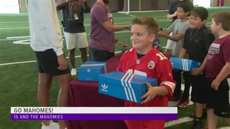Patrick Mahomes’ 15 and the Mahomies Foundation Teams Up .